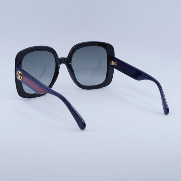 🕶️ New Gucci GG0713S 001 Sunglasses - Black Frame, Grey Gradient Lenses - Picture 10 of 11